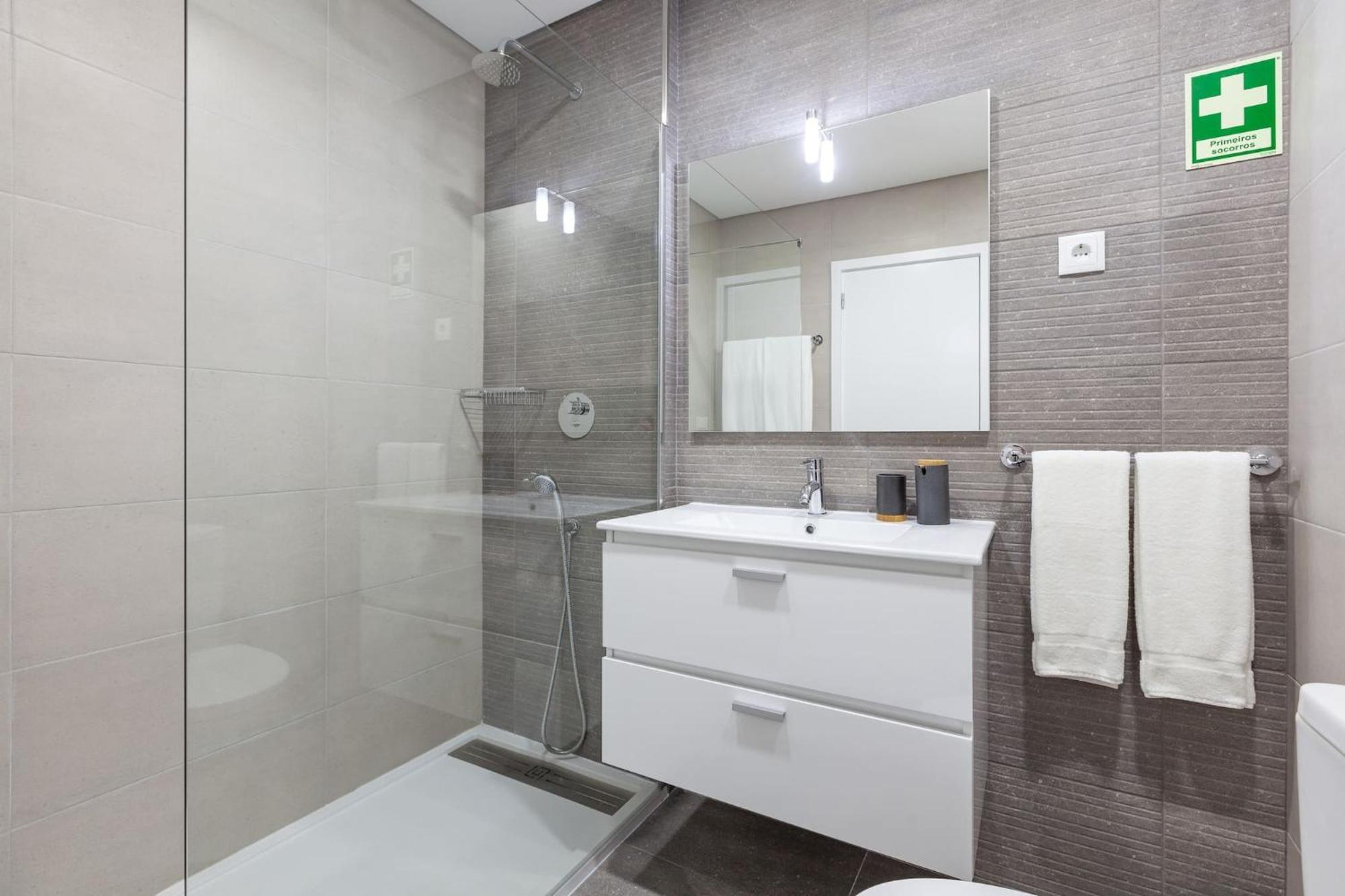 Liberta Lodge Apartment - Minho'S Guest Braga Luaran gambar